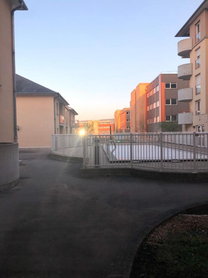 Entier En Résidence Avec Piscine